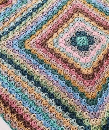 Shell Stitch Baby Blanket