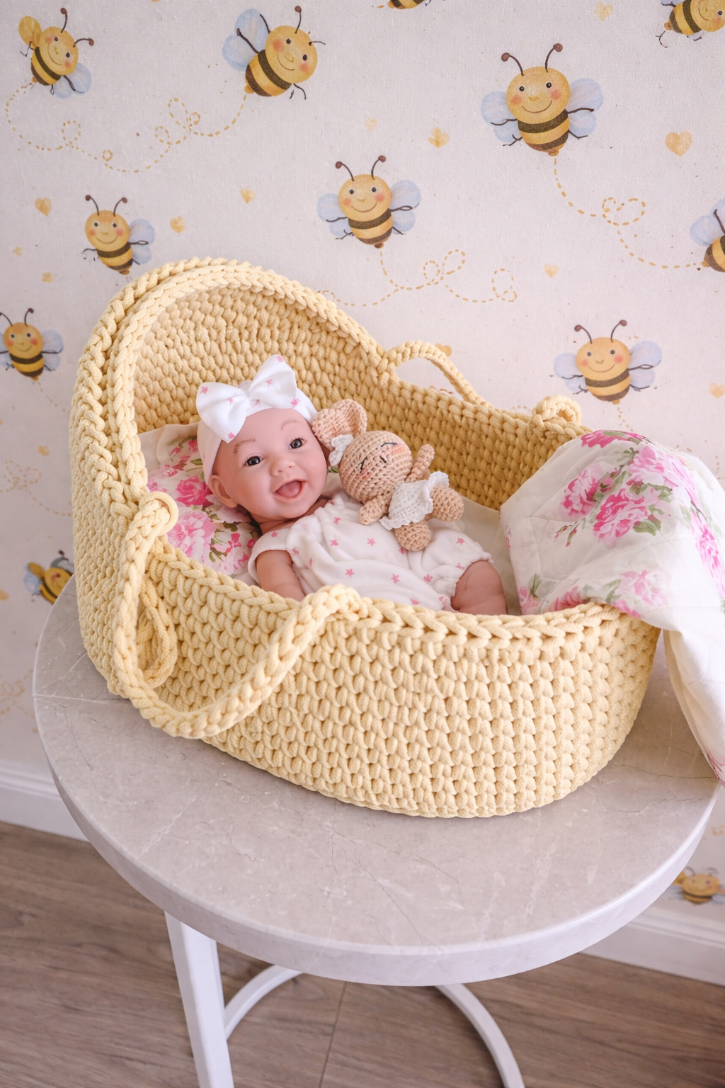 Crochet Pattern for a Moses Basket for Babies